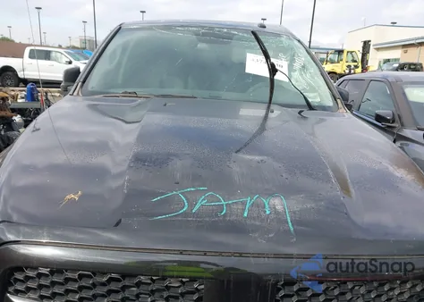 2017 Ram 1500 Express 4X2 5'7 Box z USA, uszkodzony, nr VIN 3C6RR6KTXHG592335